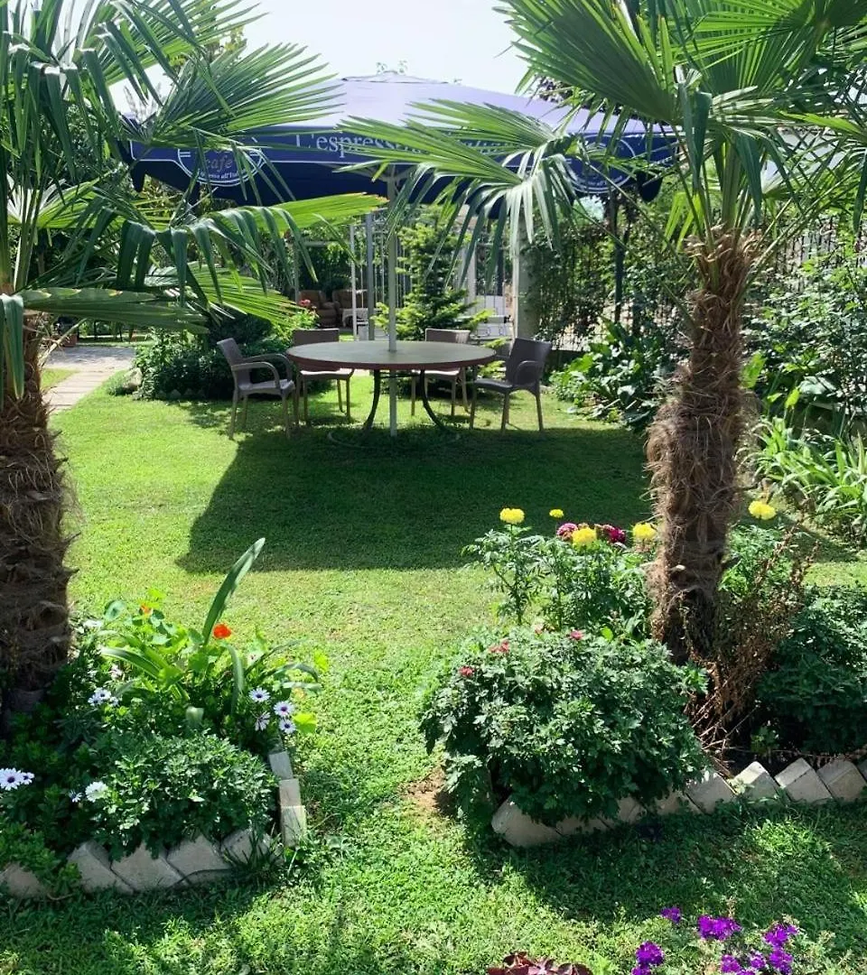 Apartment Villa With Garden And Veranda Berat